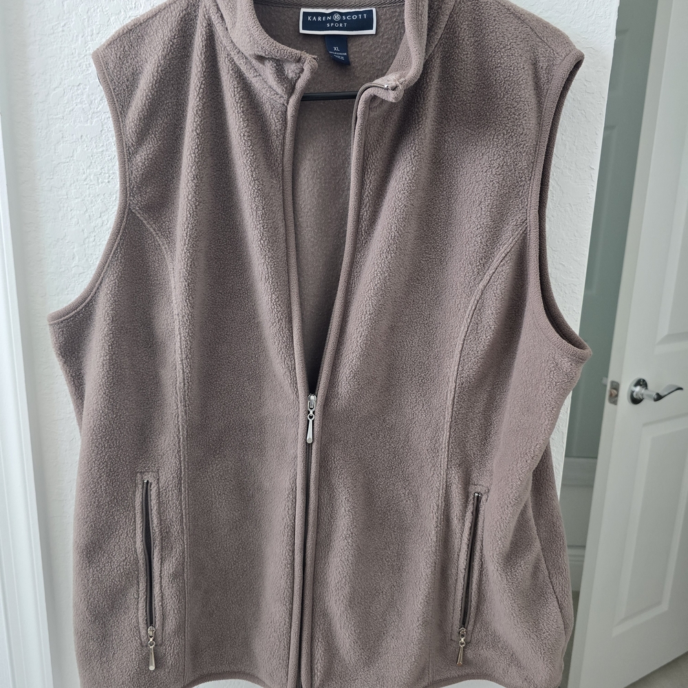 Karen Scott Fleece Vest XL Taupe Zip Front Cozy Layer
